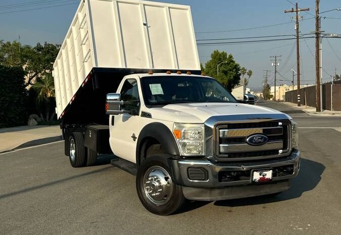 
								2011 Ford F-550 Super duty full									