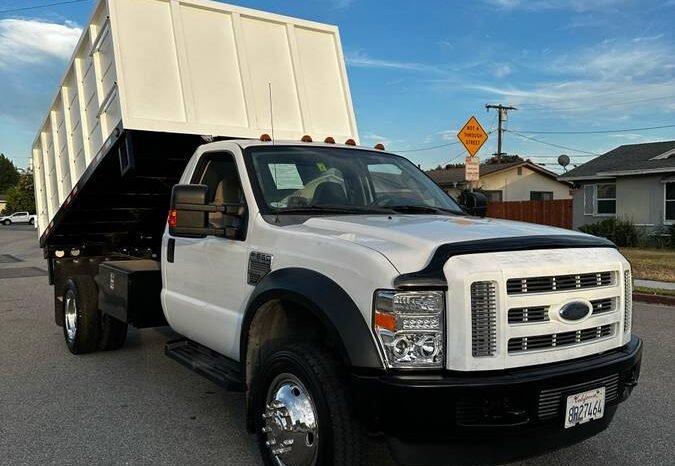 
								2008 Ford F-550 Super Duty full									