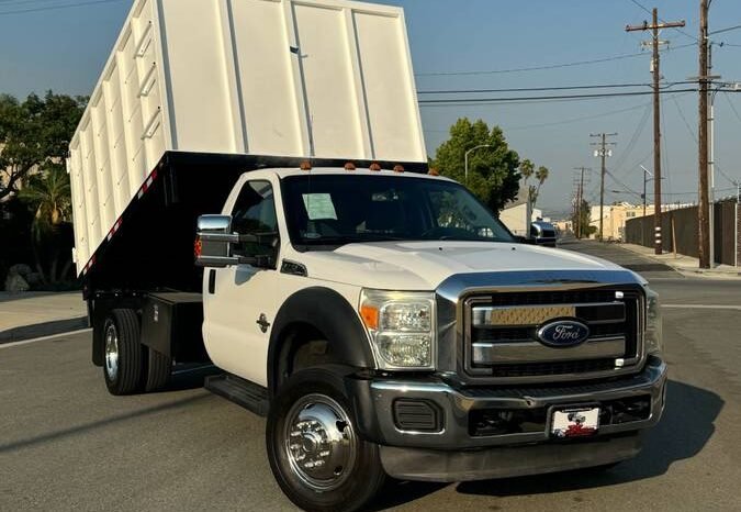 
								2011 Ford F-550 Super duty full									