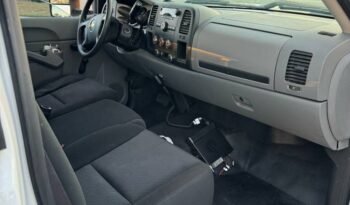 
										2013 Chevrolet Silverado 2500 full									