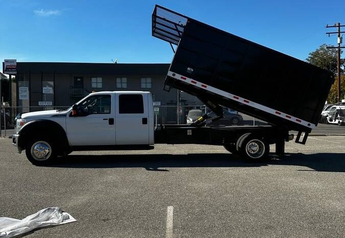 
								2012 Ford F-550 Super Duty full									