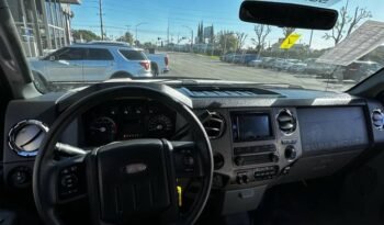 
										2012 Ford F-550 Super Duty full									