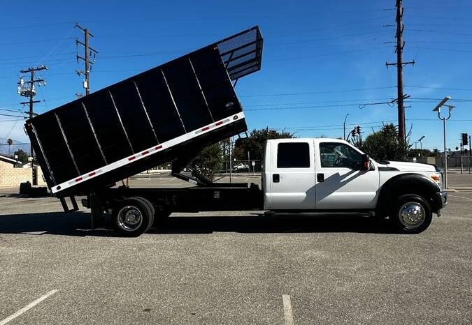 
								2012 Ford F-550 Super Duty full									