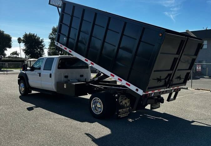 
								2012 Ford F-550 Super Duty full									