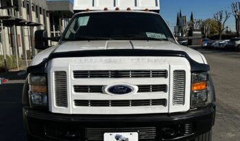 
										2009 Ford F550 Super Duty full									