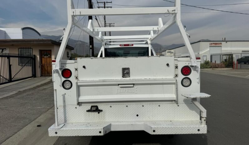 
								2013 Chevrolet Silverado full									