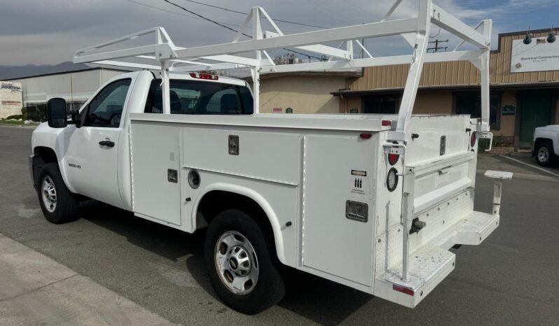 
								2013 Chevrolet Silverado full									