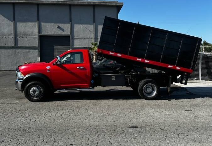 
								2011 Dodge Ram 4500 6.7 full									