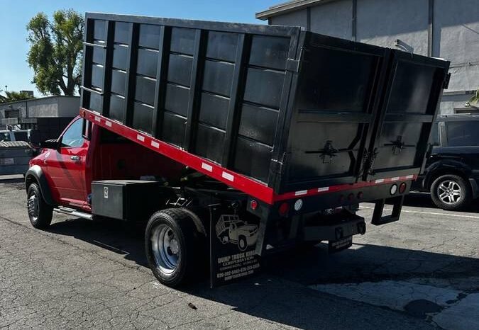 
								2011 Dodge Ram 4500 6.7 full									