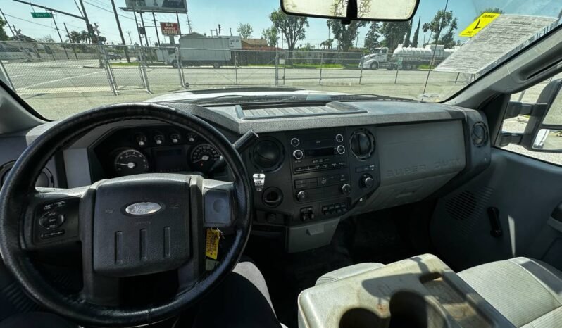 
								2011 Ford F-350 Super Duty 6.2 full									