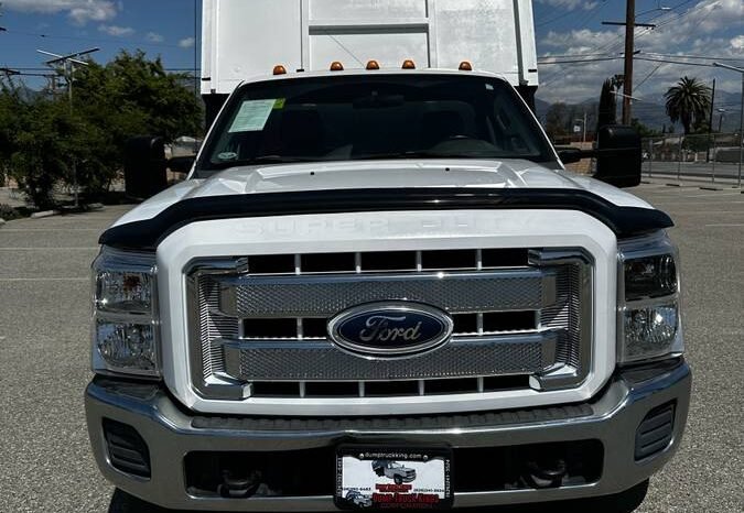 
								2011 Ford F-350 Super Duty 6.2 full									