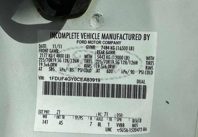 
								2011 Ford F-350 Super Duty 6.2 full									