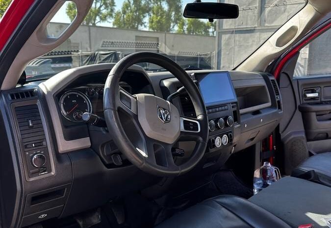 
								2011 Dodge Ram 4500 6.7 full									