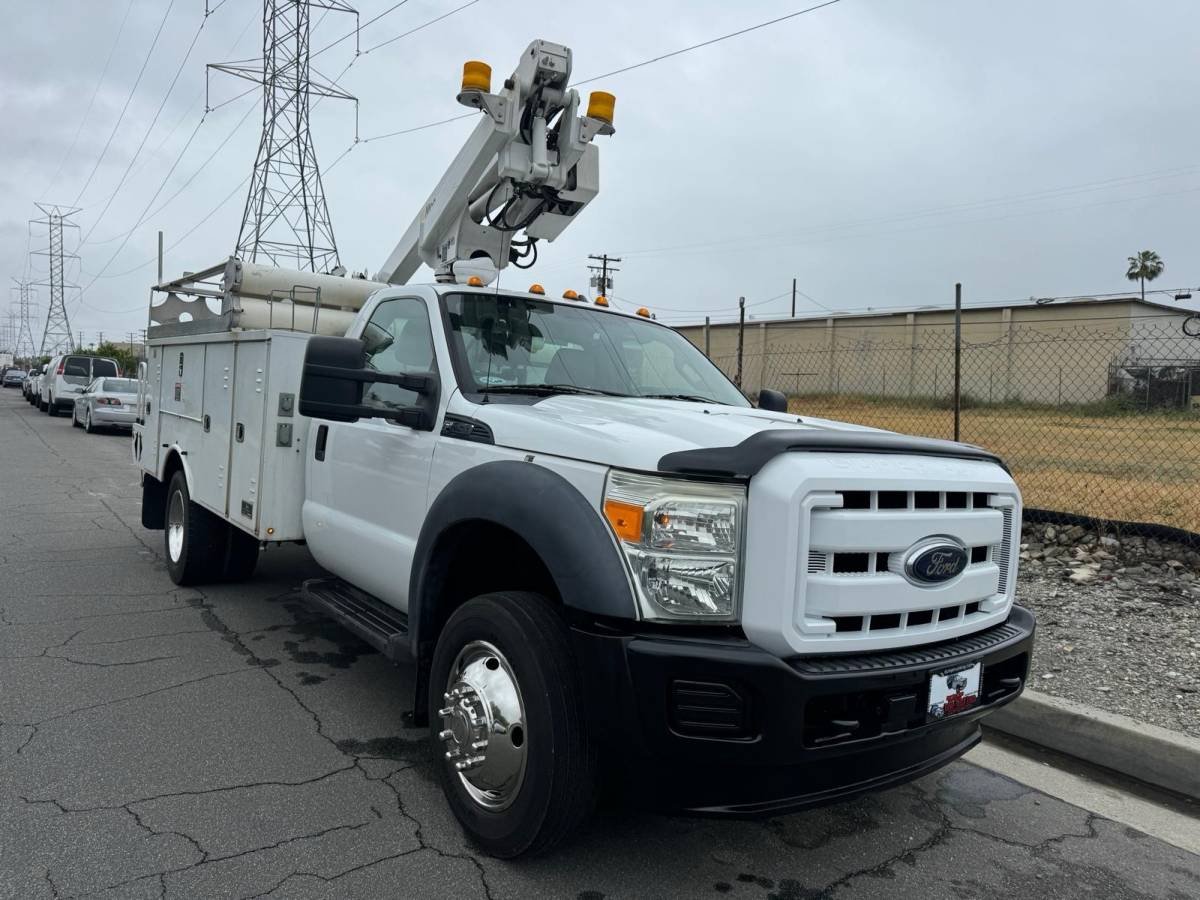 2013 Ford F-450 Bucket Truck – Altec AT200A