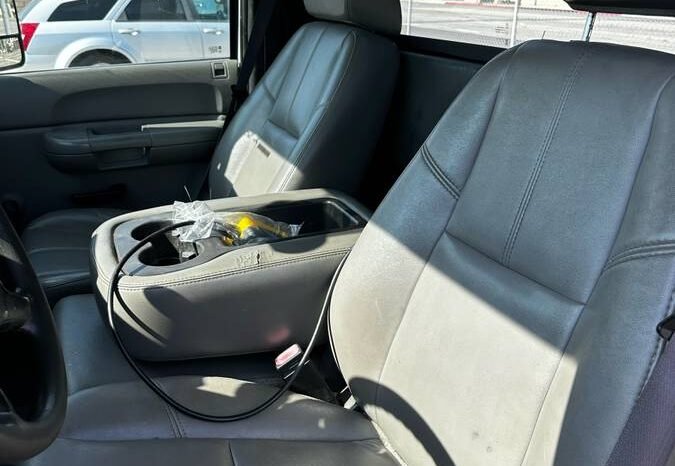
								2009 Chevrolet silverado 6.0 Gas V8 full									