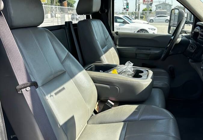 
								2009 Chevrolet silverado 6.0 Gas V8 full									