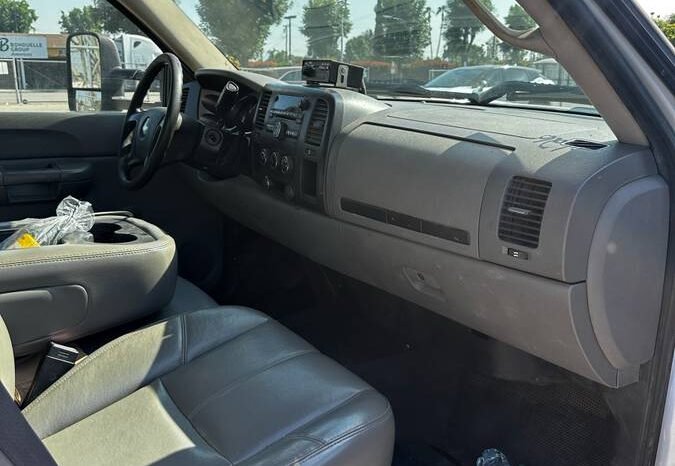 
								2009 Chevrolet silverado 6.0 Gas V8 full									