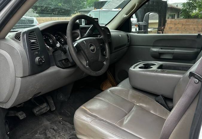 
								2009 Chevrolet silverado 3500 6.0 full									