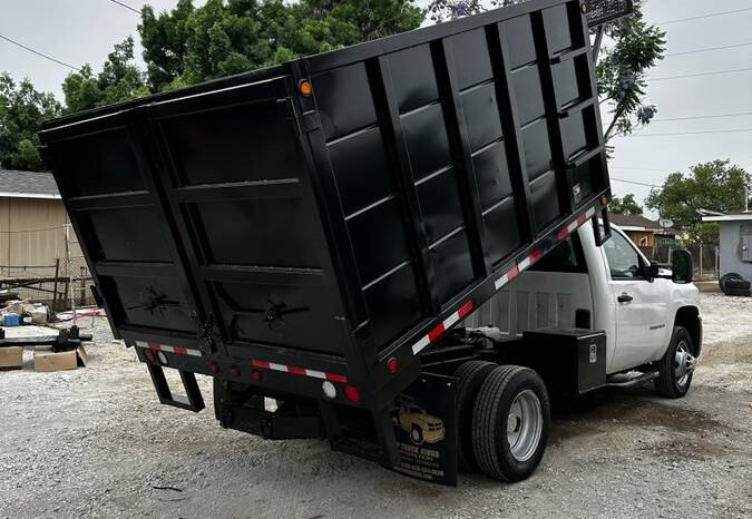
								2009 Chevrolet silverado 3500 6.0 full									