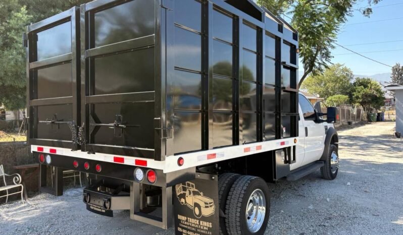 
								2009 Ford F-550 Super Duty 6.8 V10 gas full									