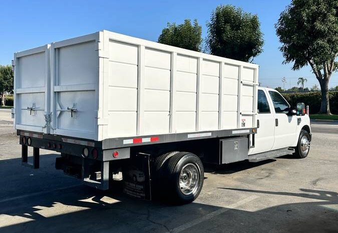 
								2008 Ford F-350 XLT Super duty 6.8 full									