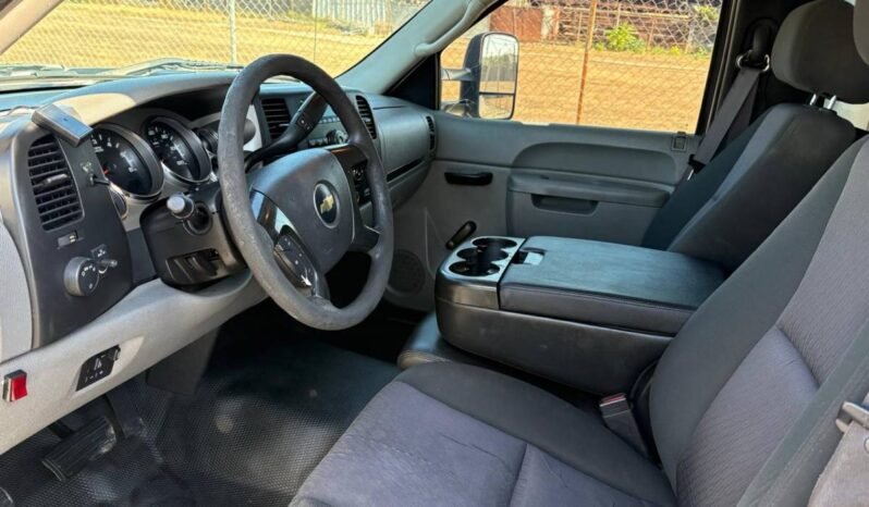 
								2012 Chevrolet Silverado 3500 6.0 V8 full									