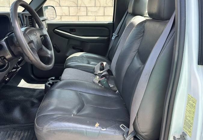 
								2007 Chevrolet silverado C2500 heavy duty full									