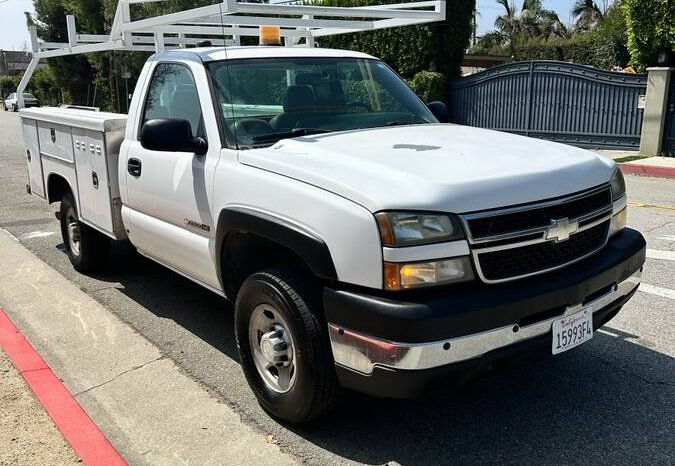 
								2007 Chevrolet silverado C2500 heavy duty full									