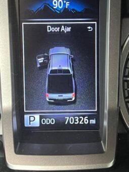 
										2017 Toyota tacoma SR5 full									