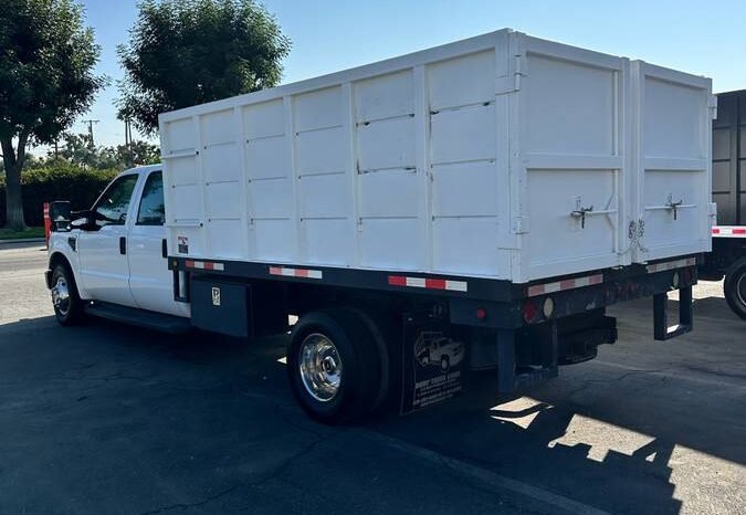 
								2008 Ford F-350 XLT Super duty 6.8 full									