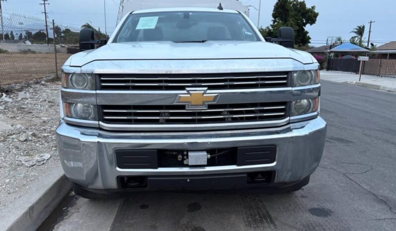 
								2015 Chevrolet Silverado 3500 6.0 full									