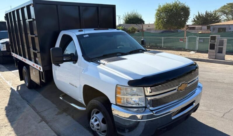 
								2012 Chevrolet Silverado 3500 6.0 V8 full									