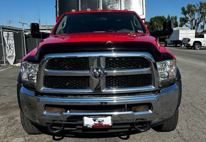 
								2011 Dodge Ram 4500 6.7 V6 Diesel full									