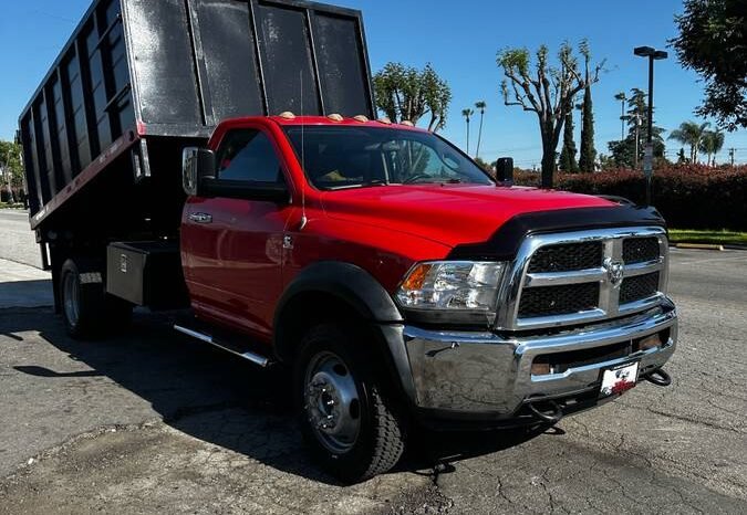 
								2011 Dodge Ram 4500 6.7 V6 Diesel full									