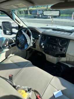 
										2008 Ford F-350 XLT Super duty 6.8 full									