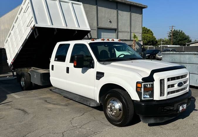 
								2008 Ford F-350 XLT Super duty 6.8 full									