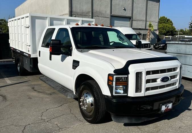 
								2008 Ford F-350 XLT Super duty 6.8 full									