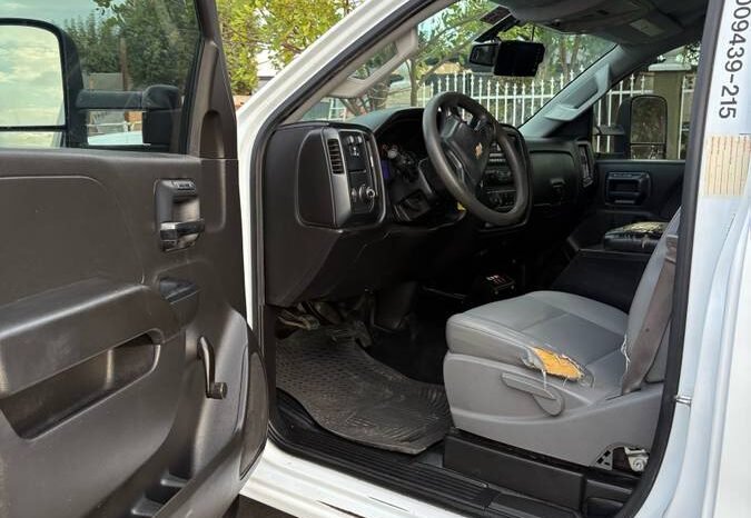 
								2015 Chevrolet Silverado 3500 6.0 full									