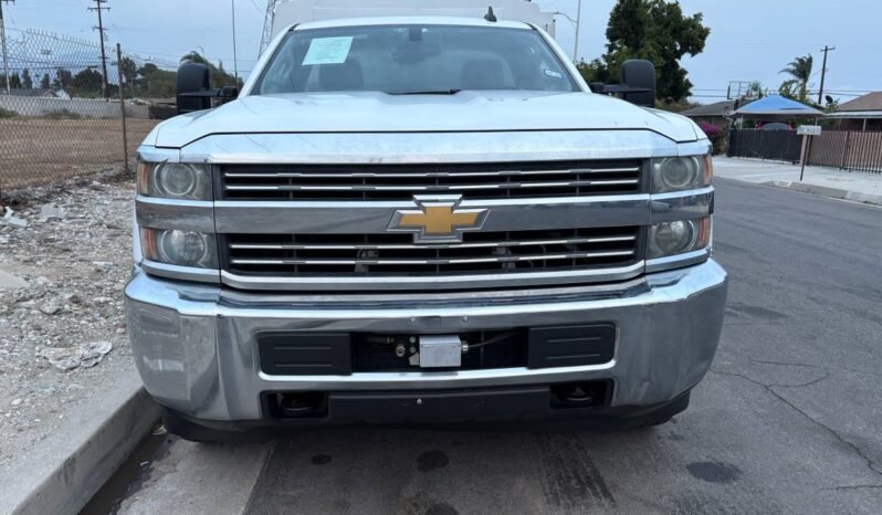 
								2015 Chevrolet Silverado 3500 6.0 full									