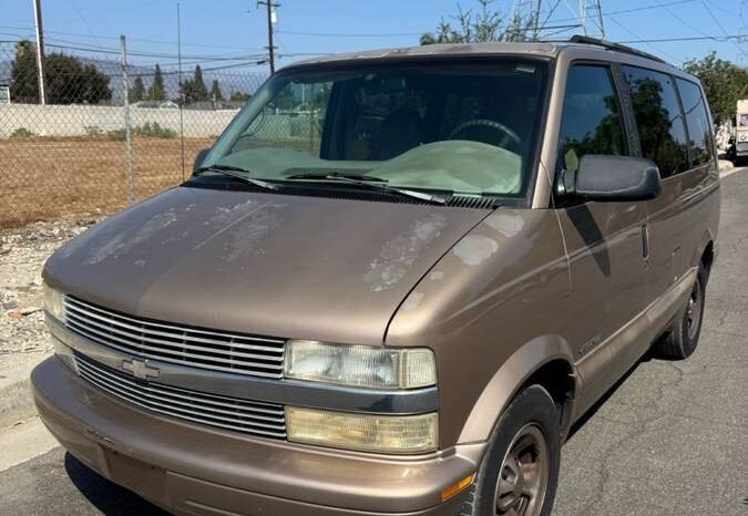 
								2000 Chevrolet Astro Van full									