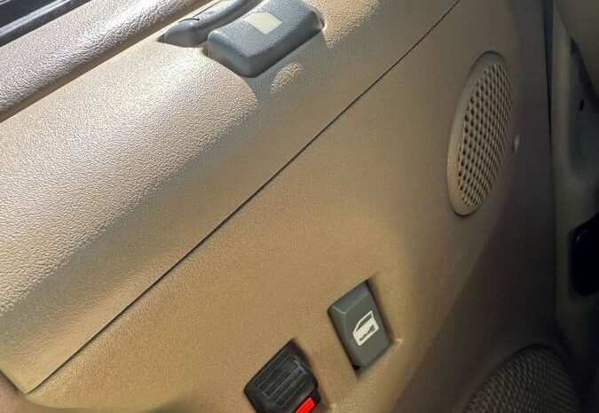
								2000 Chevrolet Astro Van full									