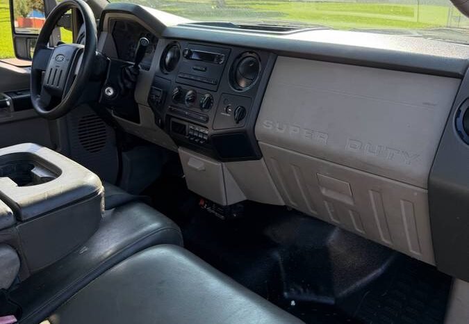 
								2010 Ford F-350 Super Duty 6.8L V10 full									