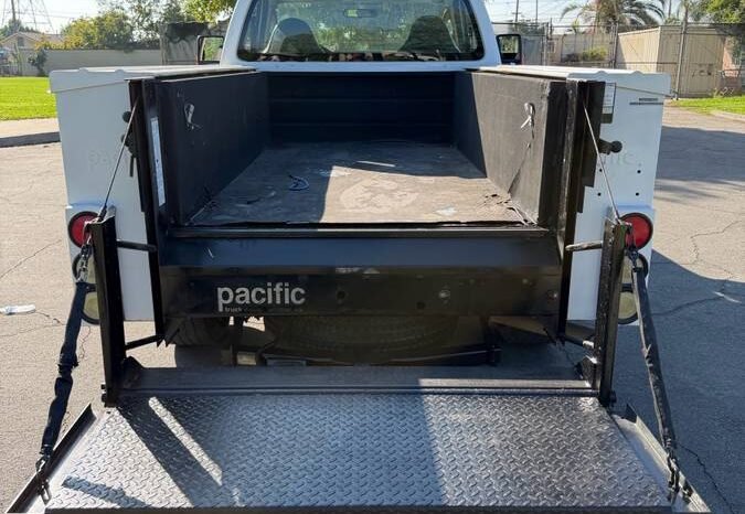 
								2010 Ford F-350 Super Duty 6.8L V10 full									