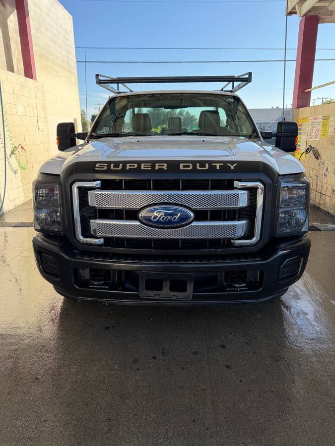 2011 Ford F-350 Super Duty Service Truck