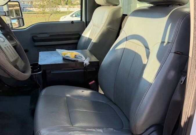 
								2012 Ford F450 Super Duty 6.8 full									