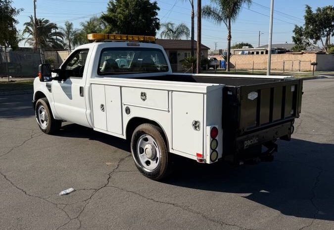 
								2010 Ford F-350 Super Duty 6.8L V10 full									