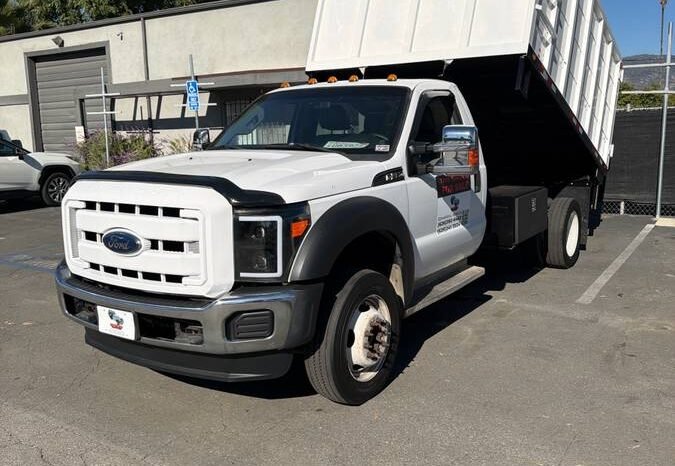 
								2016 Ford F-550 Super Duty 6.8 V10 full									