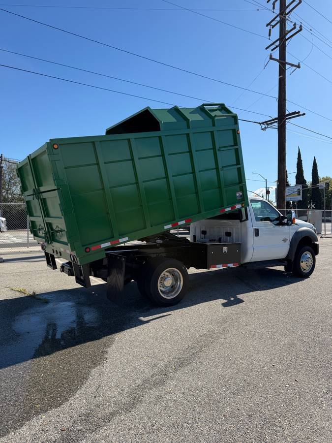 2012 Ford F550 Super Duty Diesel 6.7 V8