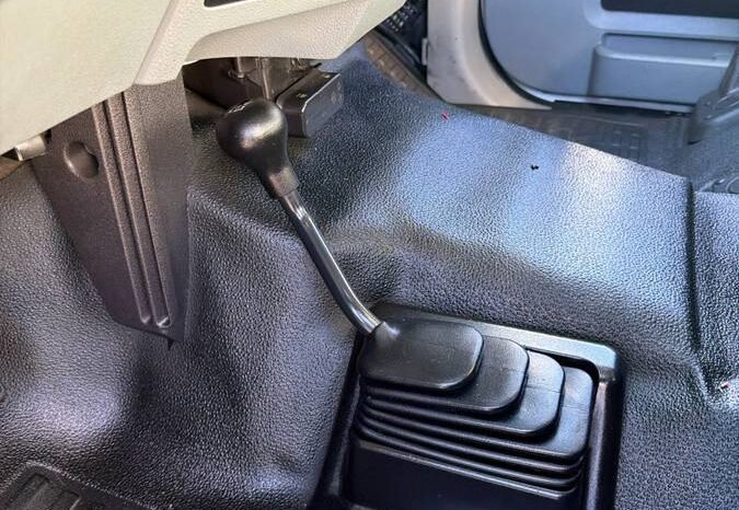 
								2016 Ford F-550 Super Duty 6.8 V10 full									