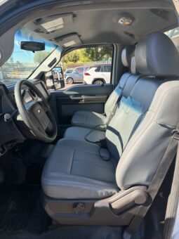 
										2016 Ford F-550 Super Duty 6.8 V10 full									